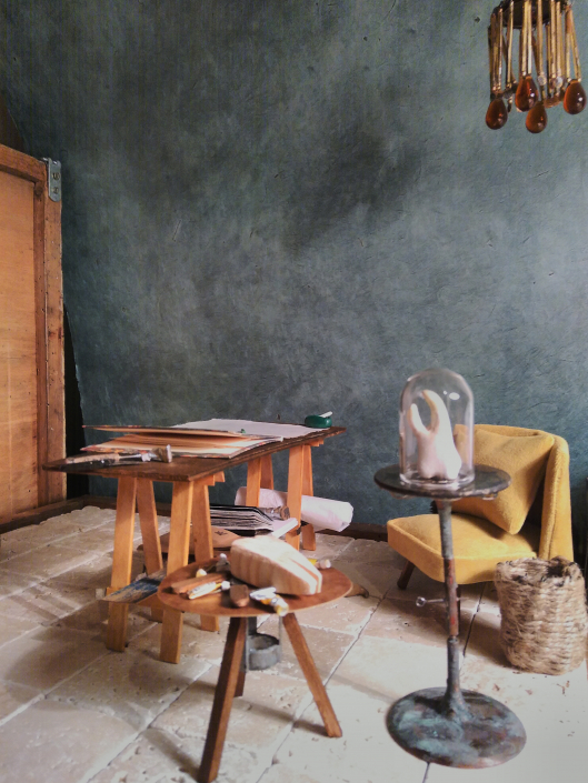 Details im Studio des Bildhauers für Zähne Möbel im Studio des Bildhauers für Zähne