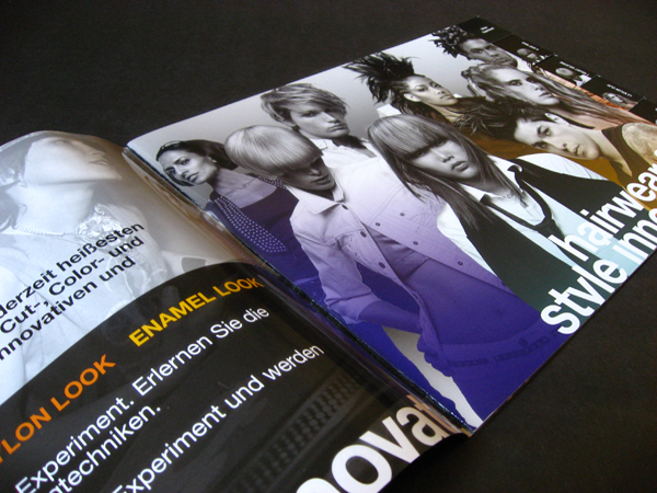 Doppelseite aus Redken Urban Experiment Friseur-Info-Magazin