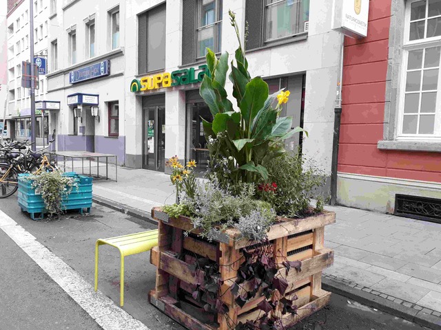 Blumenkasten, Heimat der Deutzer Geschichtshäppchen